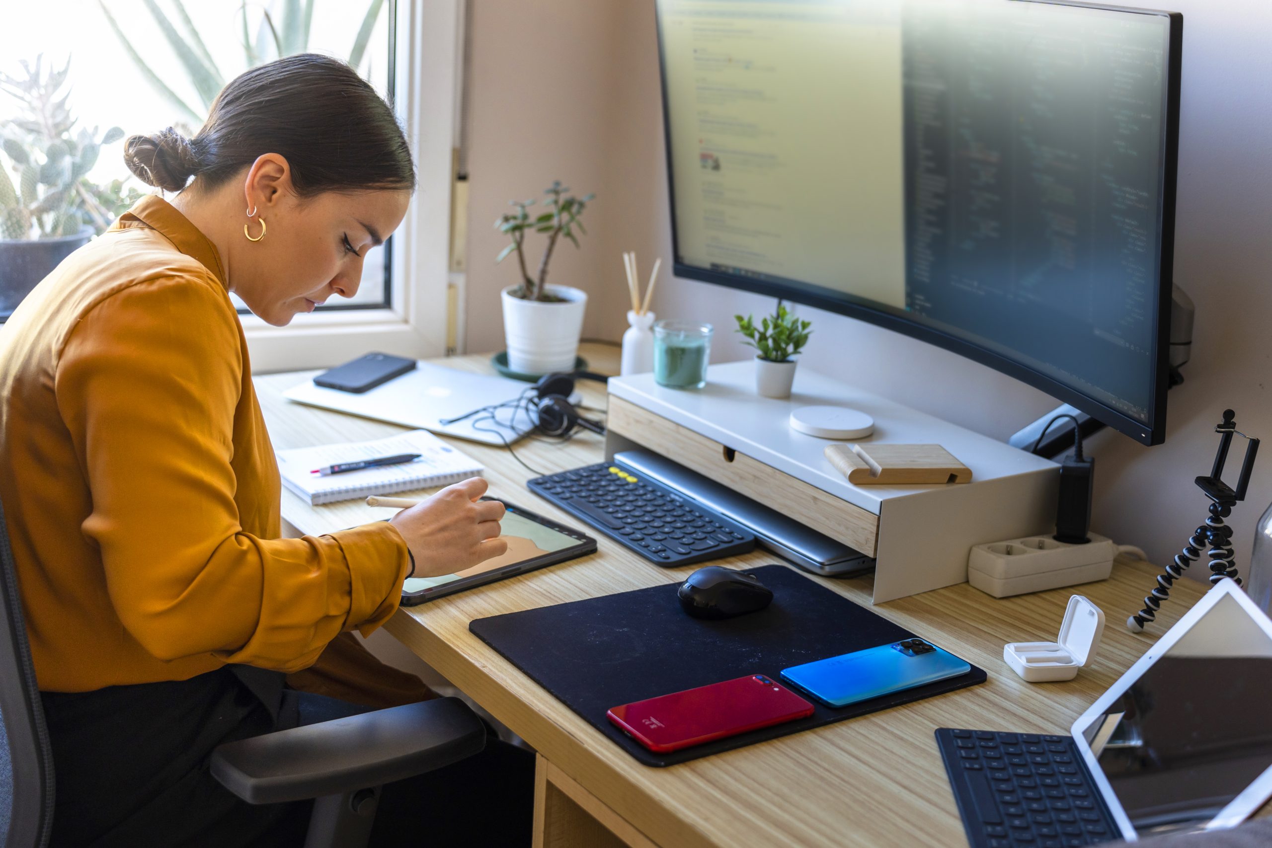 Employee demonstrating the benefits of remote work.
Maurcole Unlimited